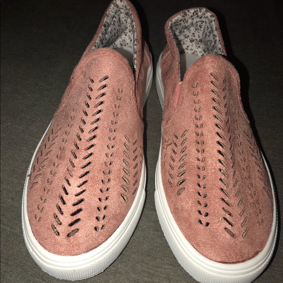 Light mauve pink shoes. Size 7-7.5 - Picture 3 of 3